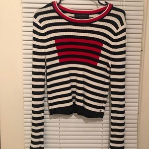 NEW! Tommy Hilfiger Size M